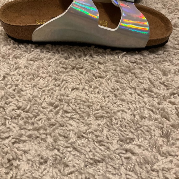 J.CREW CREWCUTS X BIRKENSTOCK GIRLS' ARIZONA SANDALS . SIZE: K1.COLOR: METALLIC - Picture 5 of 6